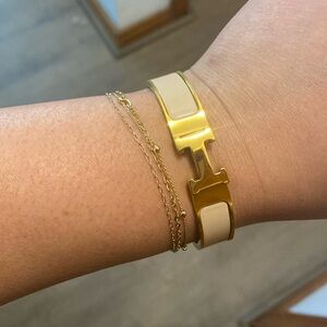 Clic H Gold and Ivory/Cream Bracelet